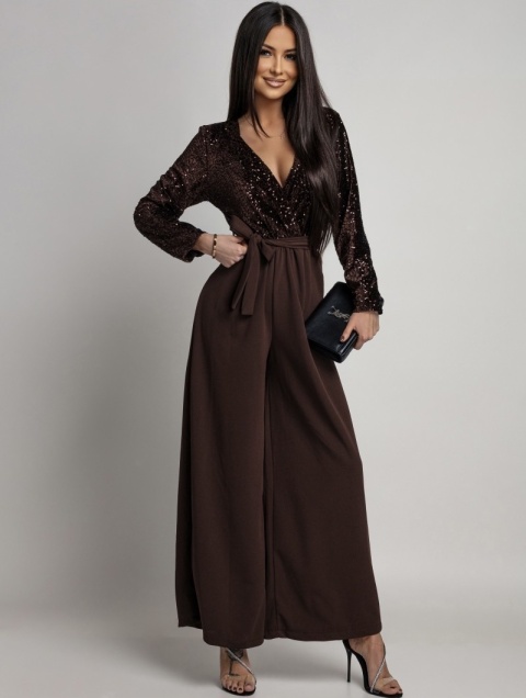 KOMBINEZON MAXI Z CEKINOWĄ GÓRĄ I DŁUGIM RĘKAWEM CZEKOLADOWY